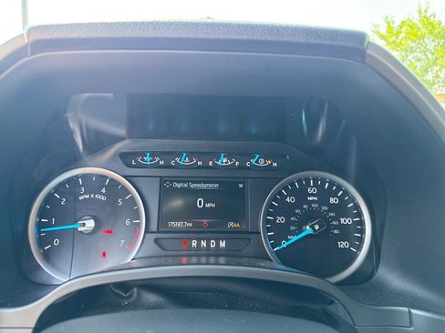 Used 2020 Ford Expedition XLT AWD/4WD image 16