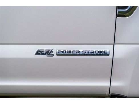 Used 2018 Ford F250 Lariat w/ Lariat Value Package image 8