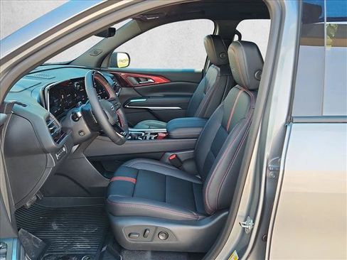 New 2026 Chevrolet Traverse RS w/ LPO, Floor Liner Package AWD/4WD image 4