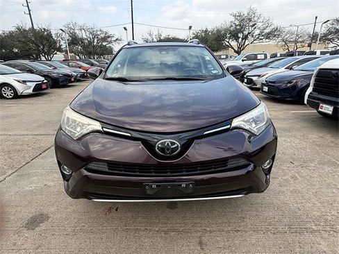 Certified 2018 Toyota RAV4 Limited image 2