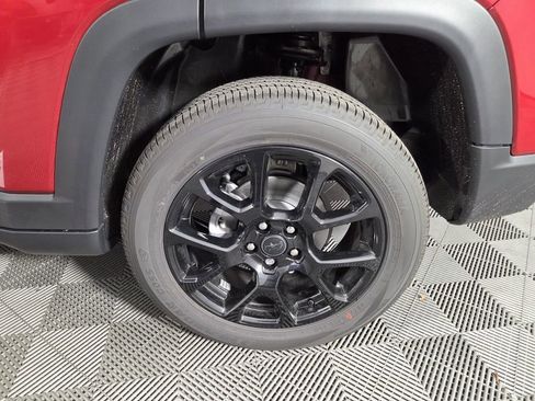 New 2026 Jeep Compass Latitude image 17