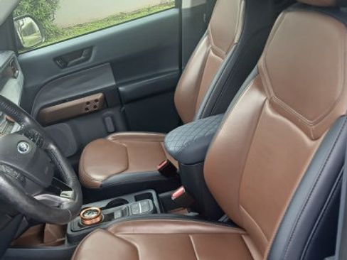 Used 2022 Ford Maverick Lariat w/ Lariat Luxury Package AWD/4WD image 11
