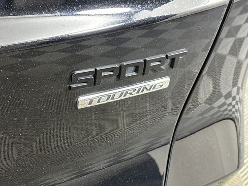 Used 2025 Honda CR-V Sport Touring image 17