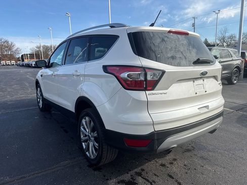 Used 2018 Ford Escape Titanium w/ Ford Safe & Smart Package image 9