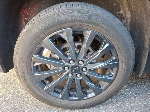 Certified 2023 Chevrolet Traverse RS w/ LPO, Floor Liner Package image 6