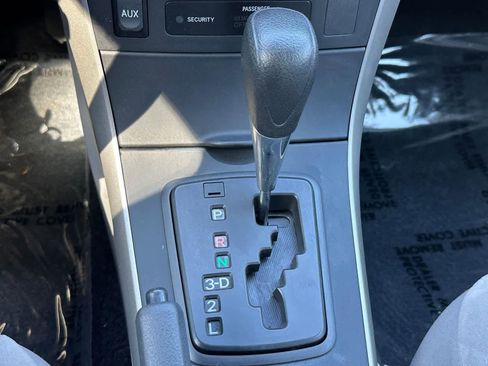 Used 2009 Toyota Corolla LE FWD image 21