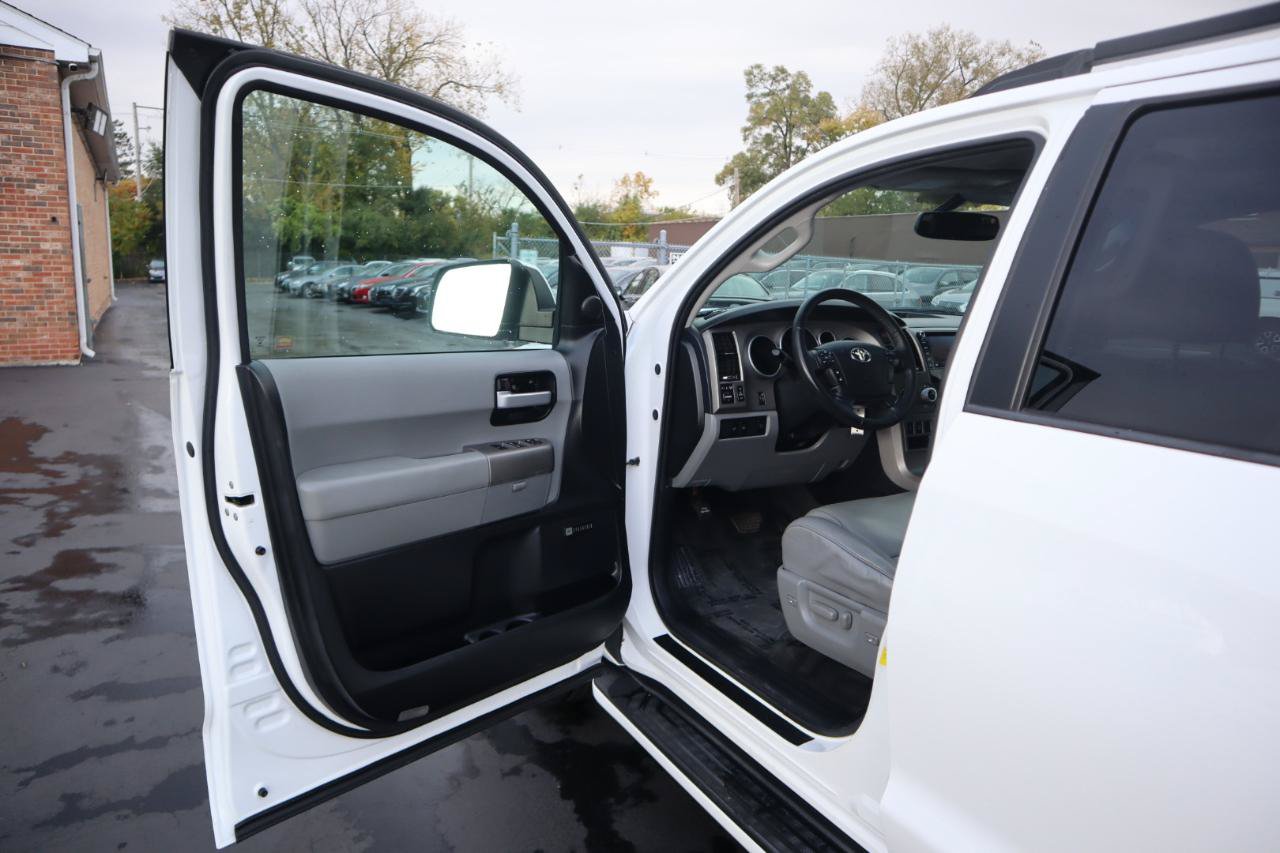 Used 2013 Toyota Sequoia Limited AWD/4WD image 22