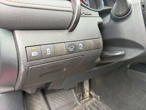 Used 2019 Toyota Camry LE FWD image 28