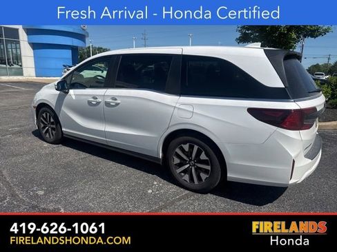 Used 2025 Honda Odyssey EX-L image 3