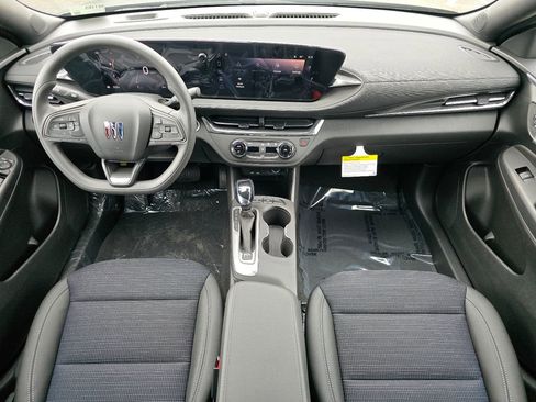 New 2026 Buick Envista Preferred FWD image 25