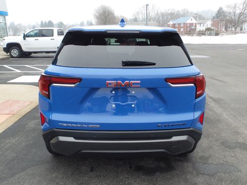 Used 2025 GMC Terrain Elevation image 6
