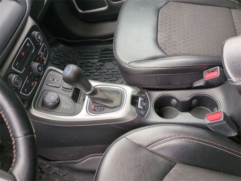 Used 2021 Jeep Compass Latitude w/ Convenience Group image 13