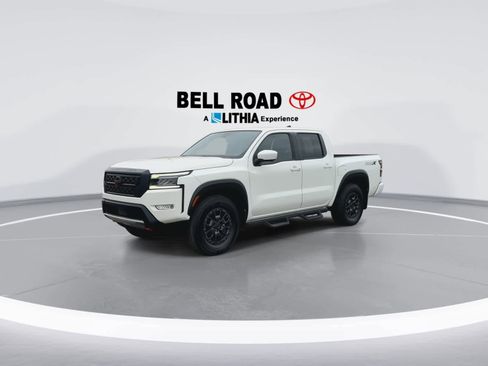 Used 2022 Nissan Frontier Pro-X w/ Pro-X Premium Package image 4