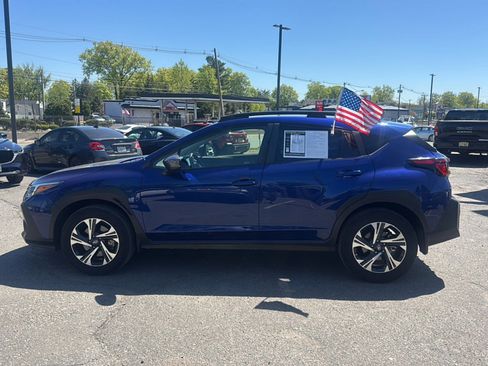Used 2024 Subaru Crosstrek 2.0i Premium AWD/4WD image 8