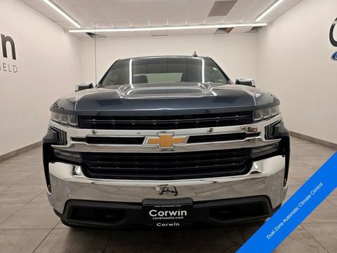 Used 2022 Chevrolet Silverado 1500 LT AWD/4WD image 7