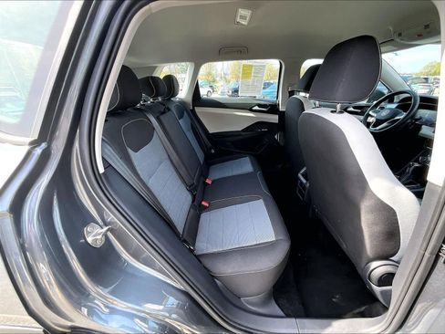 Used 2025 Volkswagen Taos S image 16