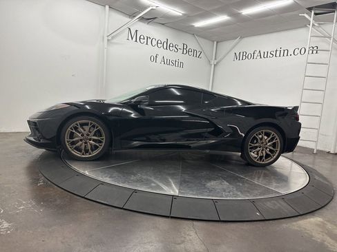 Used 2024 Chevrolet Corvette Stingray Preferred Cpe w/ Z51 Performance Package RWD image 4