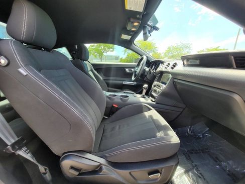 Used 2019 Ford Mustang Coupe w/ Equipment Group 101A RWD image 13