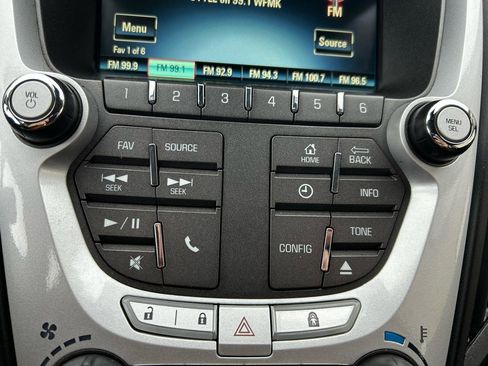 Used 2014 Chevrolet Equinox LT w/ Driver Convenience Package image 24