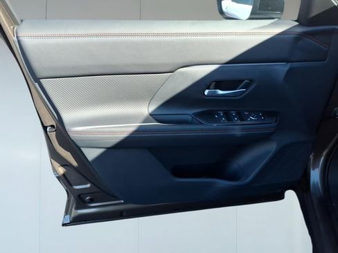 New 2026 Nissan Kicks SR FWD image 10