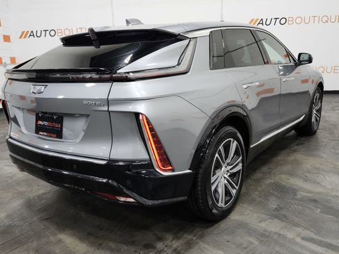 Used 2024 Cadillac Lyriq Luxury w/ LPO, Floor Liner Package image 21