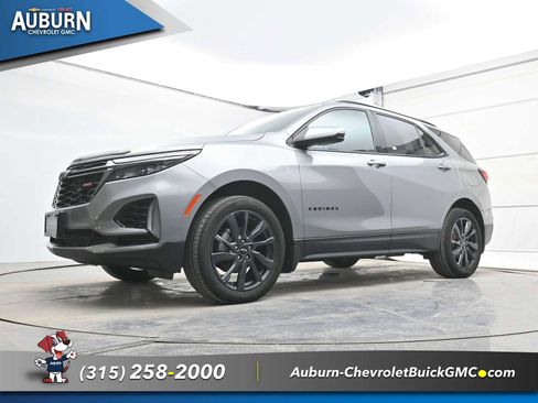 Used 2023 Chevrolet Equinox RS image 18