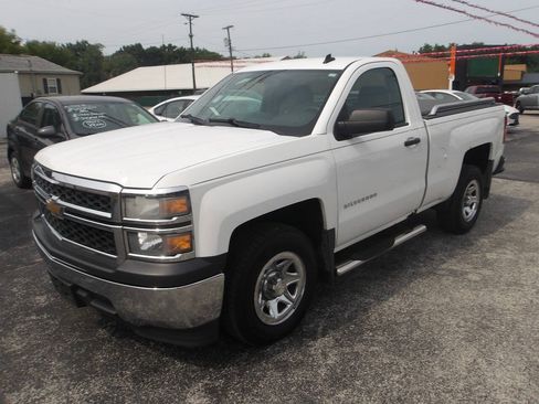 Used 2014 Chevrolet Silverado 1500 W/T RWD image 4