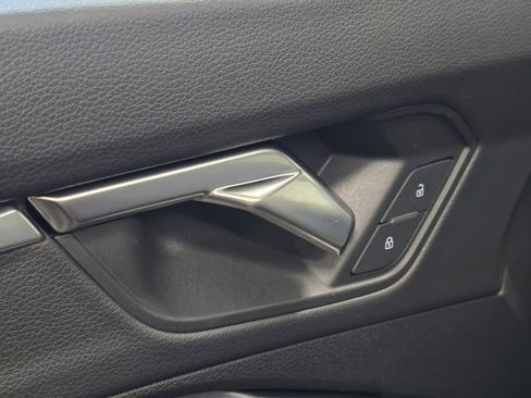 Used 2025 Audi Q3 2.0T Premium w/ Convenience Package image 35