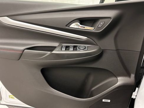 Used 2023 Chevrolet Bolt EUV Premier w/ Sun & Sound Package FWD image 10
