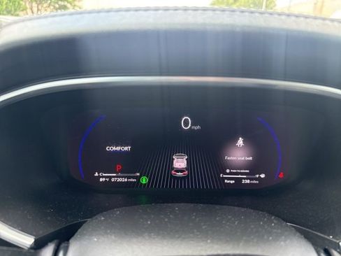 Used 2023 Acura MDX FWD w/ Technology Package image 11