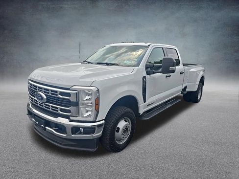 Used 2026 Ford F350 XLT AWD/4WD image 4