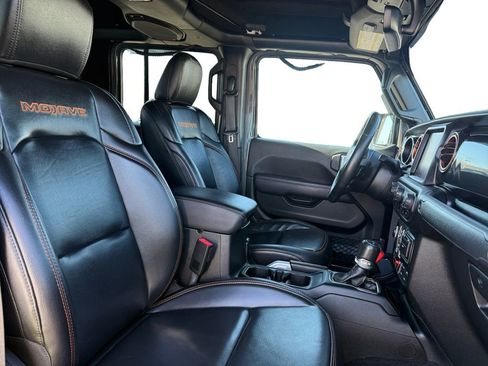 Certified 2021 Jeep Gladiator Mojave image 15