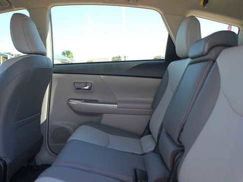 Used 2017 Toyota Prius V Four image 14