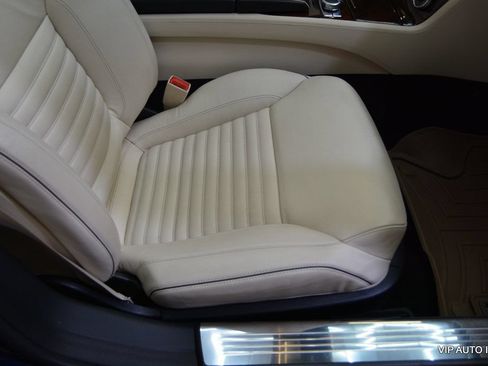 Used 2013 Mercedes-Benz SL 550 image 22