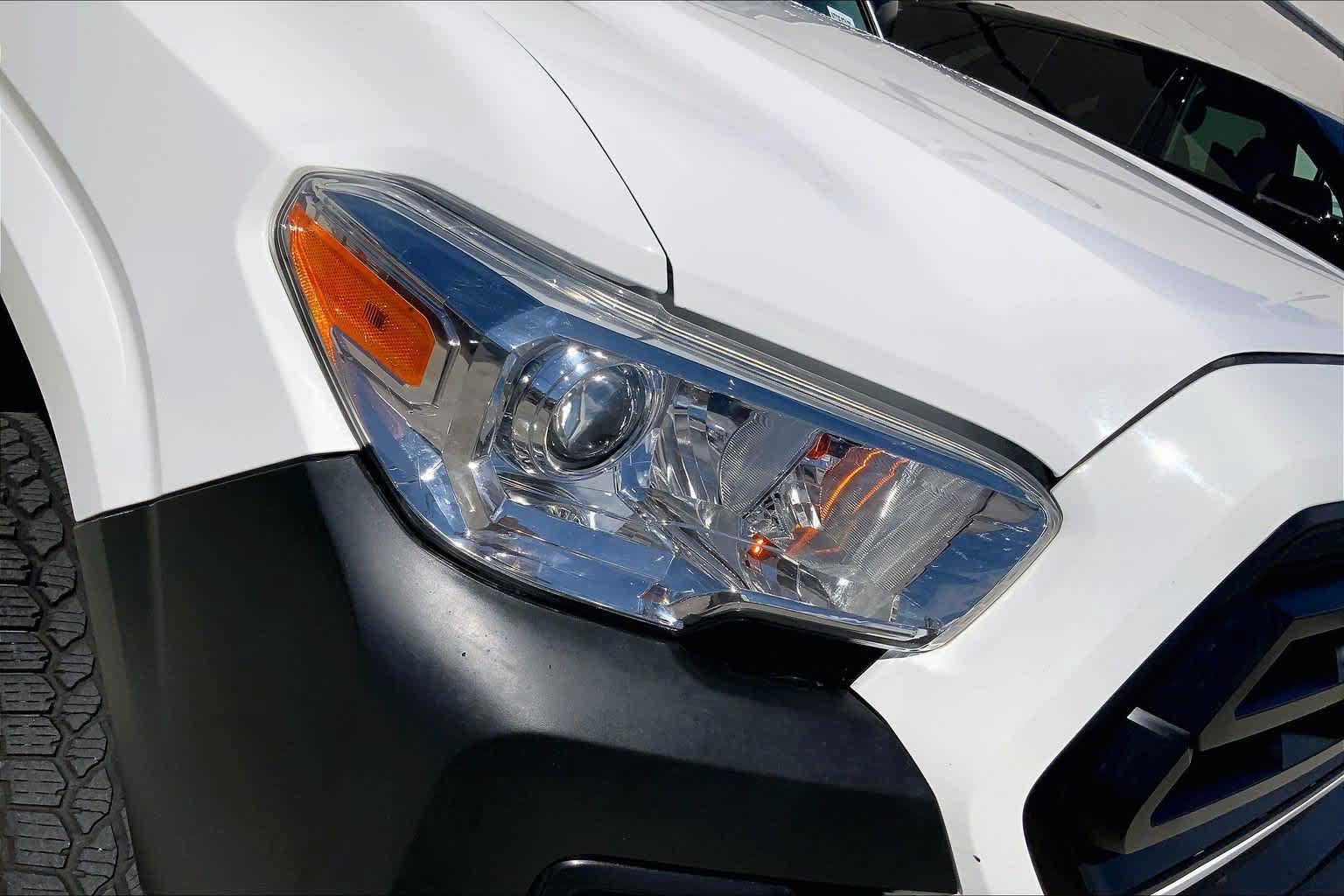 Used 2022 Toyota Tacoma SR RWD image 31