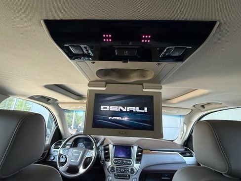 Used 2019 GMC Yukon XL Denali w/ Denali Ultimate Package RWD image 23