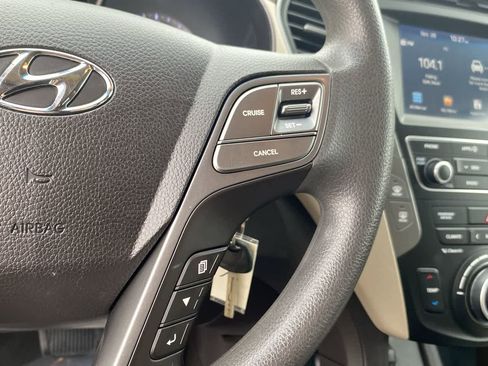 Used 2017 Hyundai Santa Fe Sport image 23