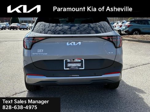New 2026 Kia Sportage S image 5