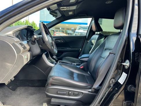 Used 2017 Honda Accord Sport Special Edition image 17