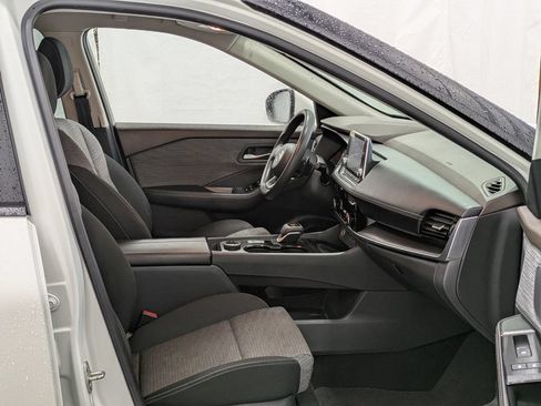 Used 2021 Nissan Rogue SV AWD/4WD image 30