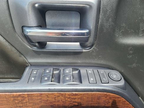 Used 2015 GMC Sierra 2500 SLE image 18