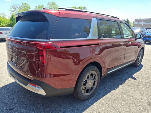New 2026 Kia Carnival SX FWD image 3
