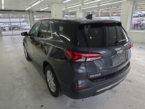 Used 2022 Chevrolet Equinox LT image 3