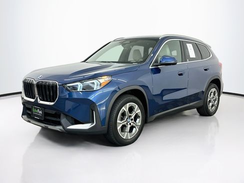 Used 2023 BMW X1 xDrive28i w/ Convenience Package AWD/4WD image 3
