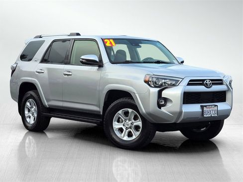 Used 2021 Toyota 4Runner SR5 Premium image 1