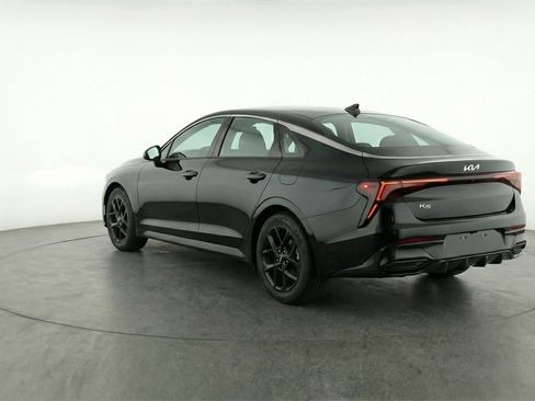 Used 2025 Kia K5 LXS FWD image 6