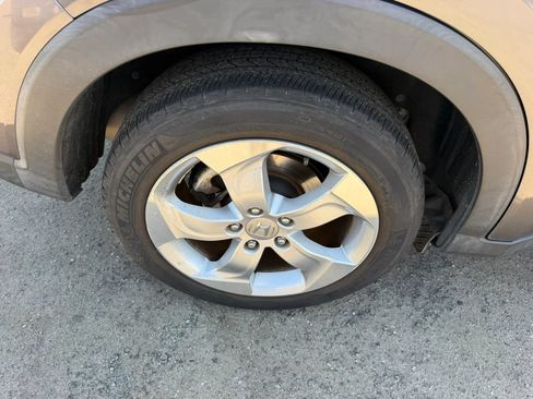 Used 2016 Honda HR-V EX image 29