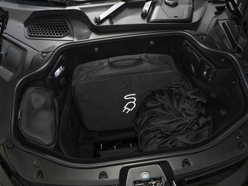 Used 2024 Lamborghini Revuelto image 46