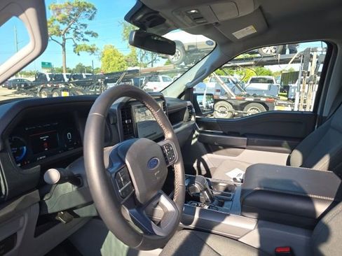 Used 2025 Ford F150 Lightning XLT AWD/4WD image 8