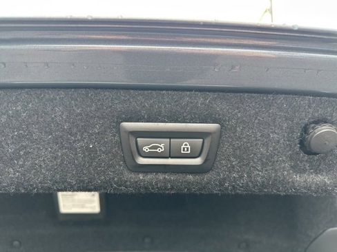 Used 2022 BMW 530i xDrive w/ Convenience Package image 45